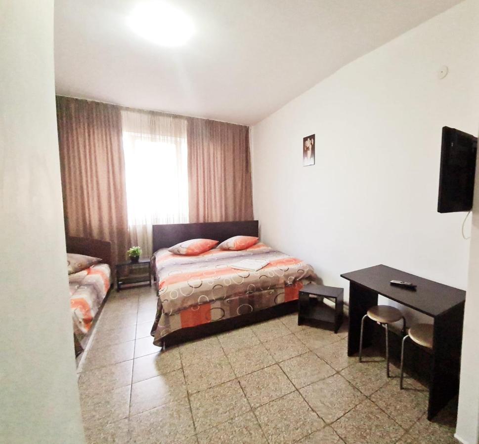 Casa Dobrescu Centura De Nord Hotell Craiova Exteriör bild
