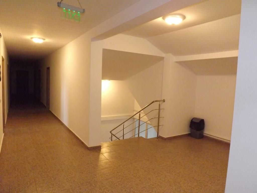 Casa Dobrescu Centura De Nord Hotell Craiova Exteriör bild